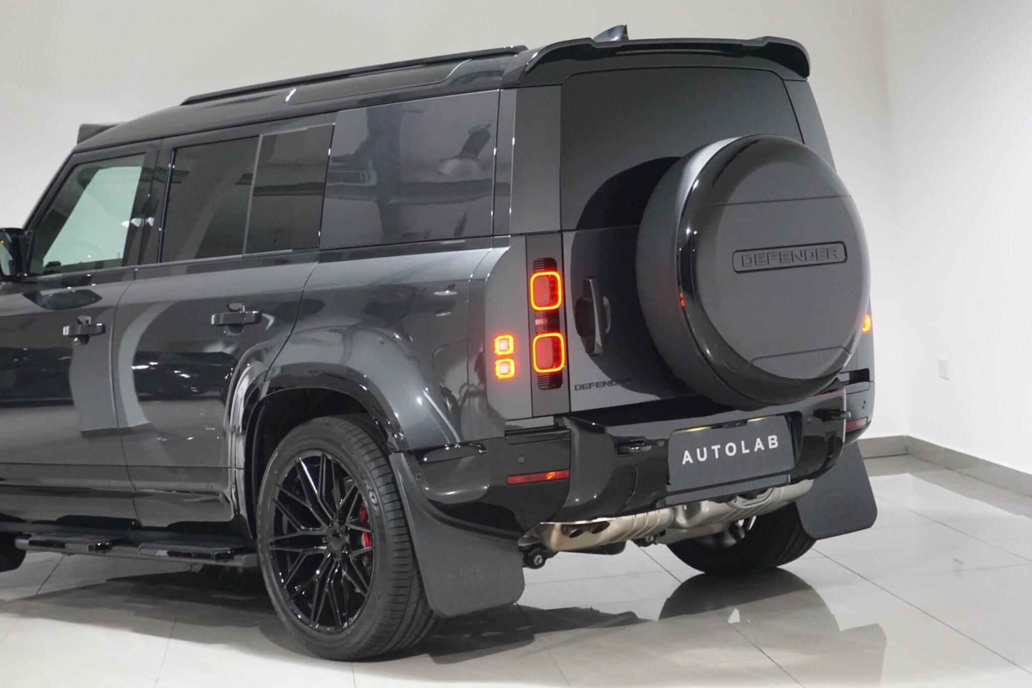 Land Rover Defender 110 3.0 D350 MHEV X-Dynamic HSE Hard Top SUV Auto 4WD MWB Euro 6 (s/s) 5dr